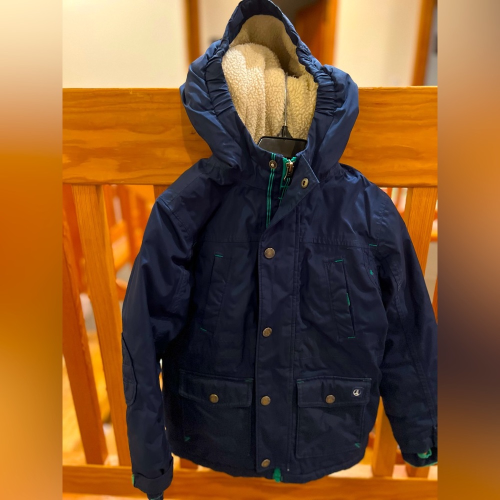 Land’s End boys winter coat, size 4, cute and warm, great condition!